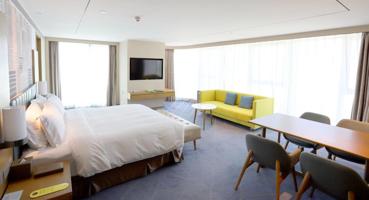 Holiday Inn & Suites Lanzhou Center, An Ihg Hotel Exterior photo